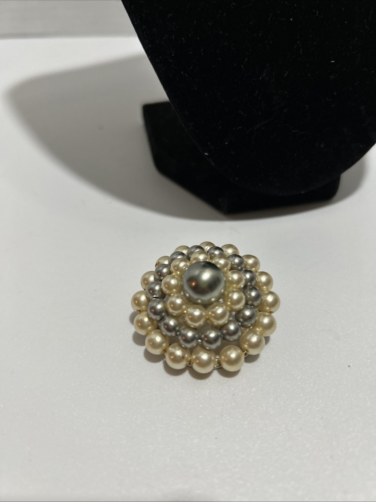 Vintage Faux White And Gray Pearl Brooch Pin