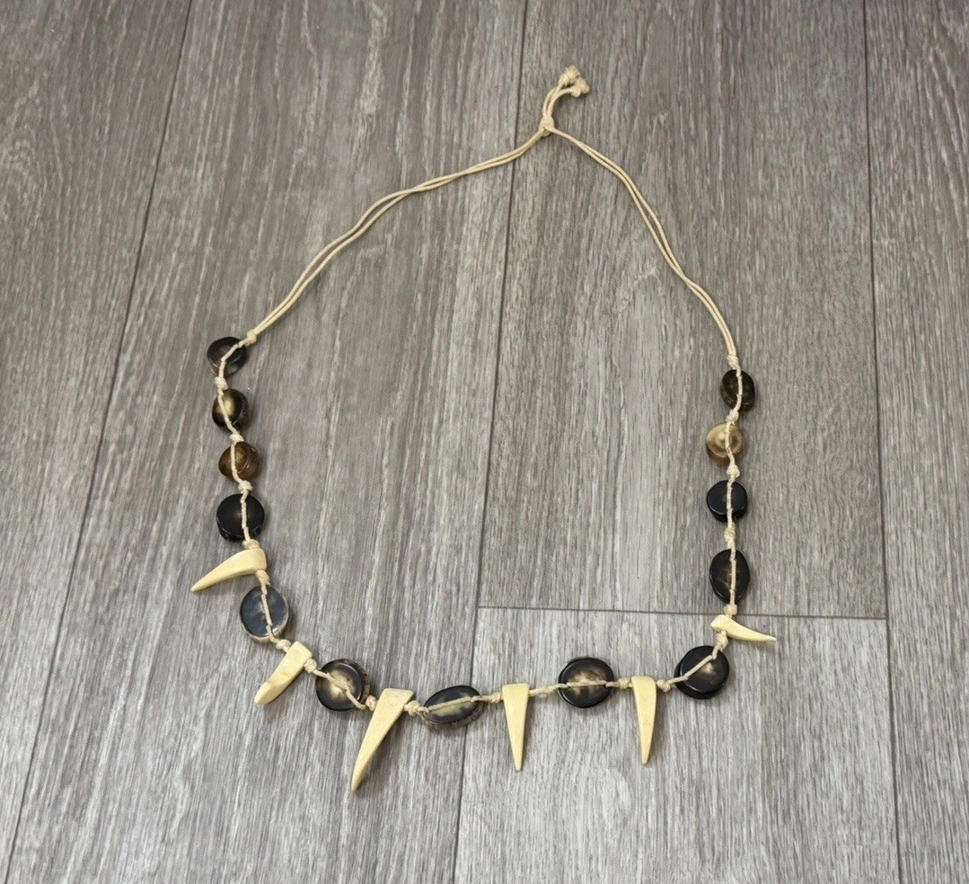 Vintage Handmade Knotted Carved Shell Boho Tribal Necklace