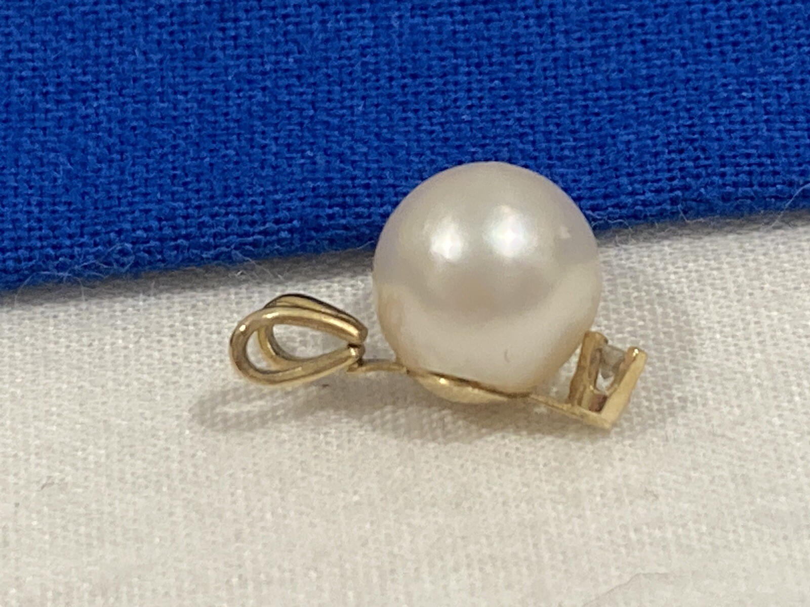 Vintage Signed 14k Solid Yellow Gold Single 7mm PEARL & CZ PENDANT 0.78 GRAMS