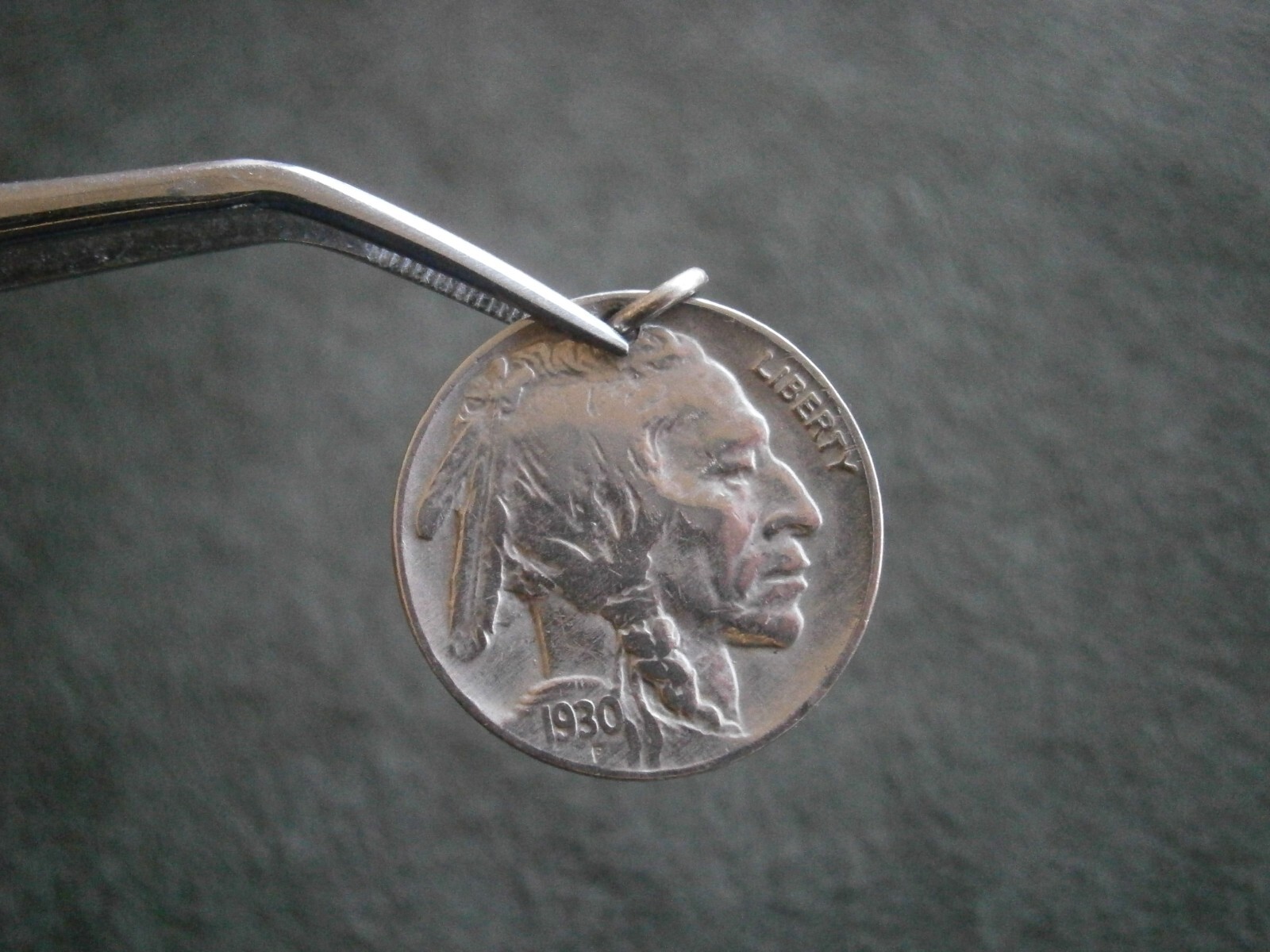 Indian Head Buffalo Nickel US 5 Cents Coin Vintage Bracelet Charm ~ 1930 ~ 3.5g