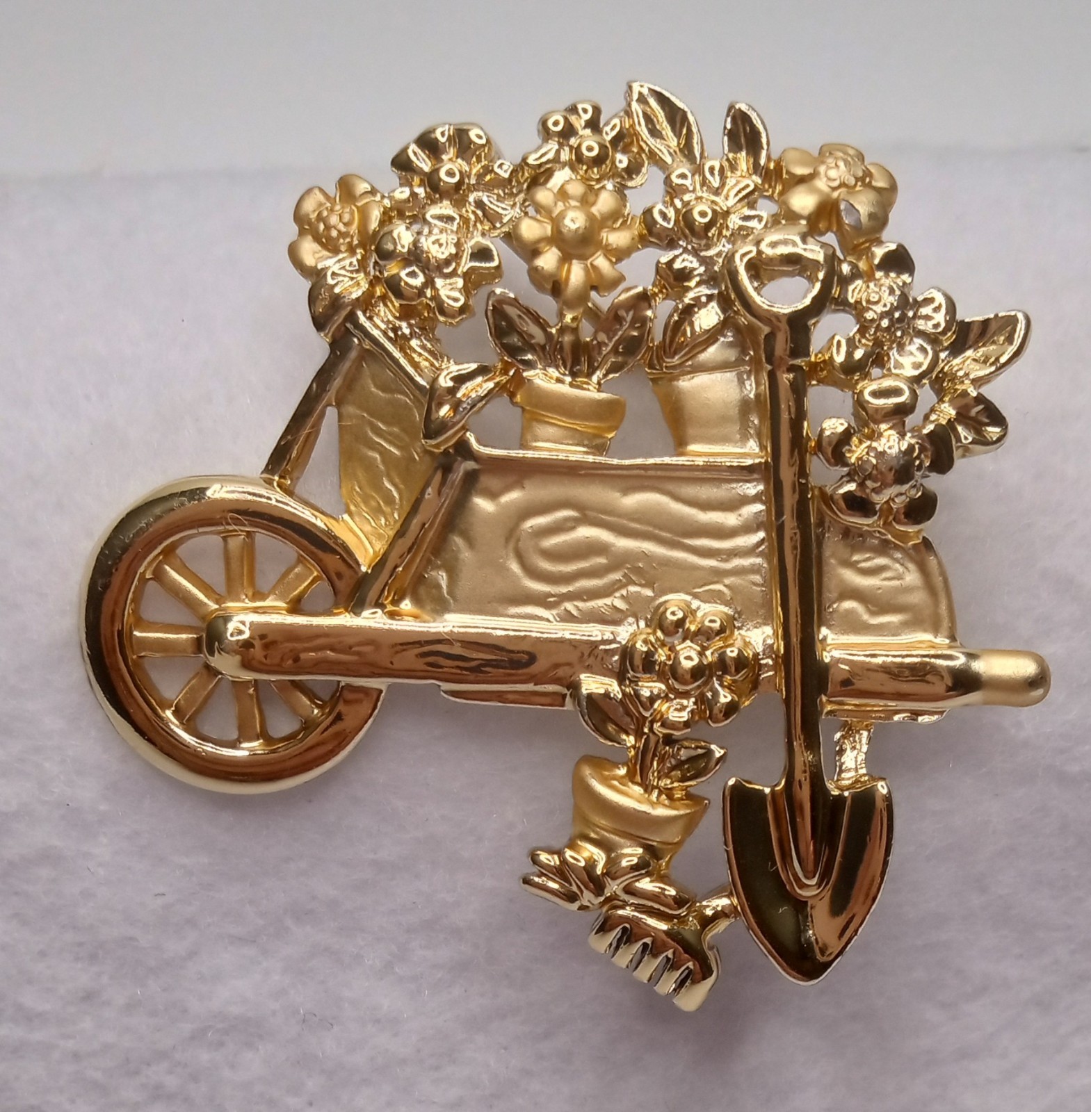 Wheelbarrow of flowers Brooch, gold tone, garden, spring Flower Cart AJC