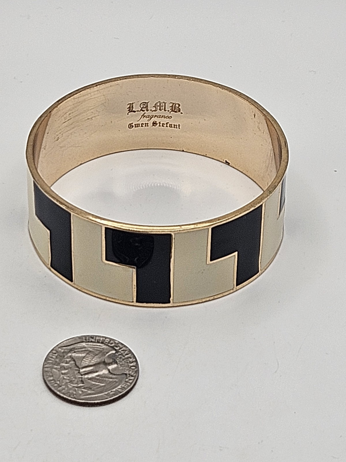 Vintage Gwen Stefani LAMB Black And White Enamel Gold Tone Bangle Bracelet