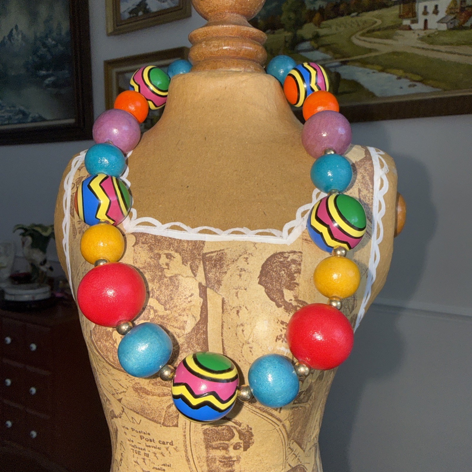 Vintage Tacoa 1908s Painted Beads In Geometric Design Necklace Earrings Set