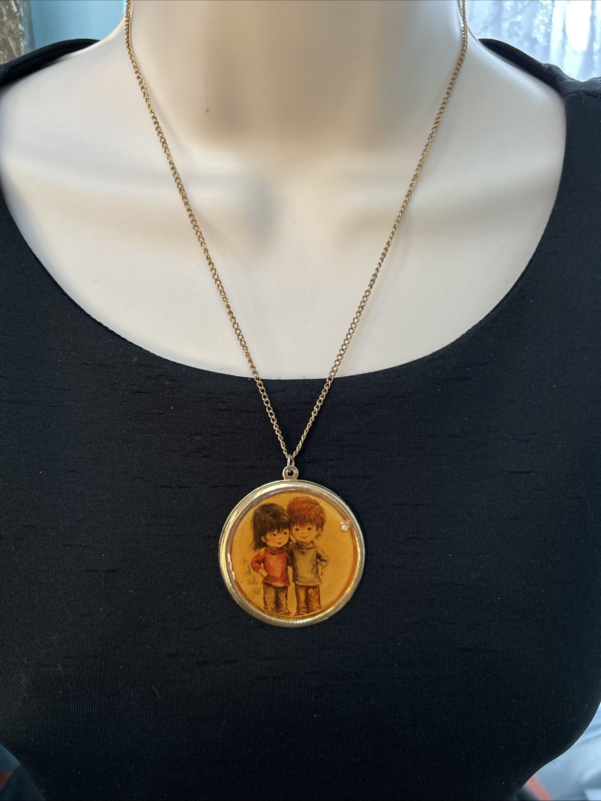 VINTAGE 1971 Fran Moore Moppetts Best Friends Necklace Gold Tone