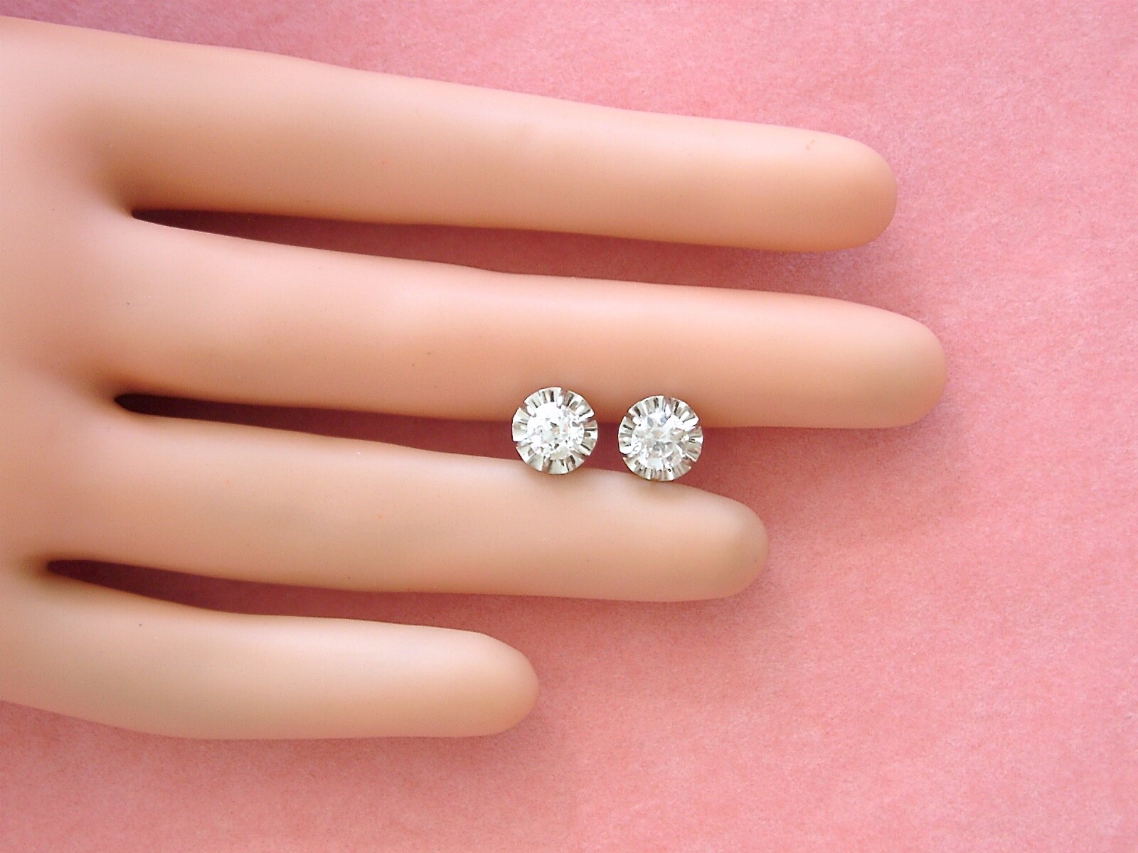 ANTIQUE 1.20ctw MINE DIAMOND 8 mm BALLERINA SETTING PLATINUM STUD EARRINGS 1930