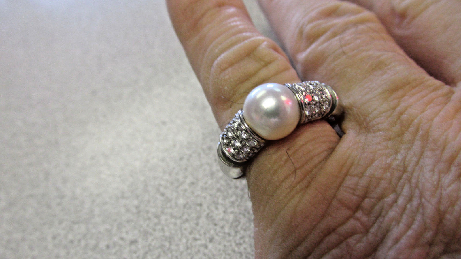 Mauboussin Tension Set Pearl & Diamond Ring 18k White Gold size 6 Make Offer