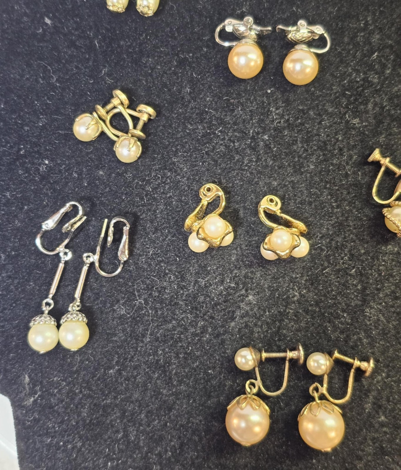 Lot of 11 Pairs- vtg Earrings w/ Faux Pearl costume jewelry Avon, Monet Mixed