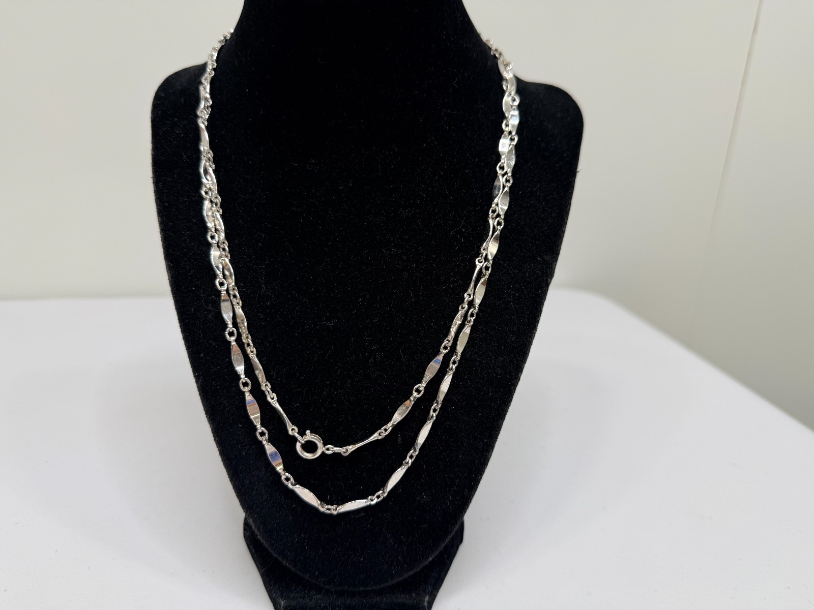 Vintage Necklace Silver Tone Dimpled Link Necklace Long 40 in chain Boho 1970s