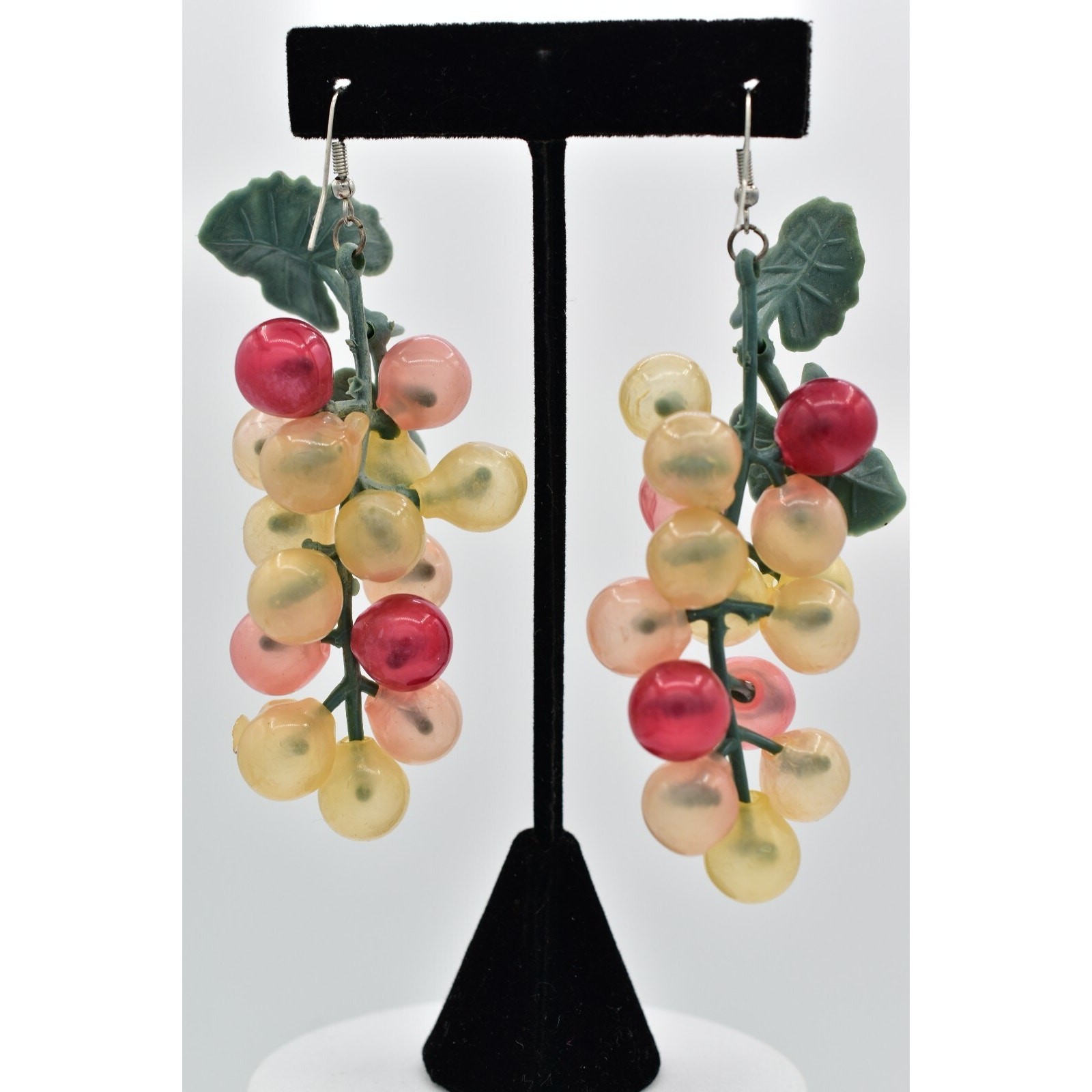 Vintage 3.5″ Grapevine Earrings Grapes Vine Multi-Color Lucite Fruit Chunky 9E