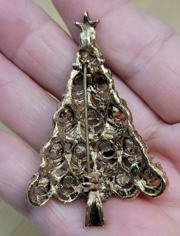 VTG Christmas Tree Pin Brooch 1-Missing Stone 2″x1.5″