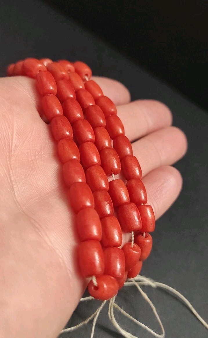 DELIGHTFUL, ANTIQUE, CARVED REAL CORAL BEAD NECKLACE 26,4g