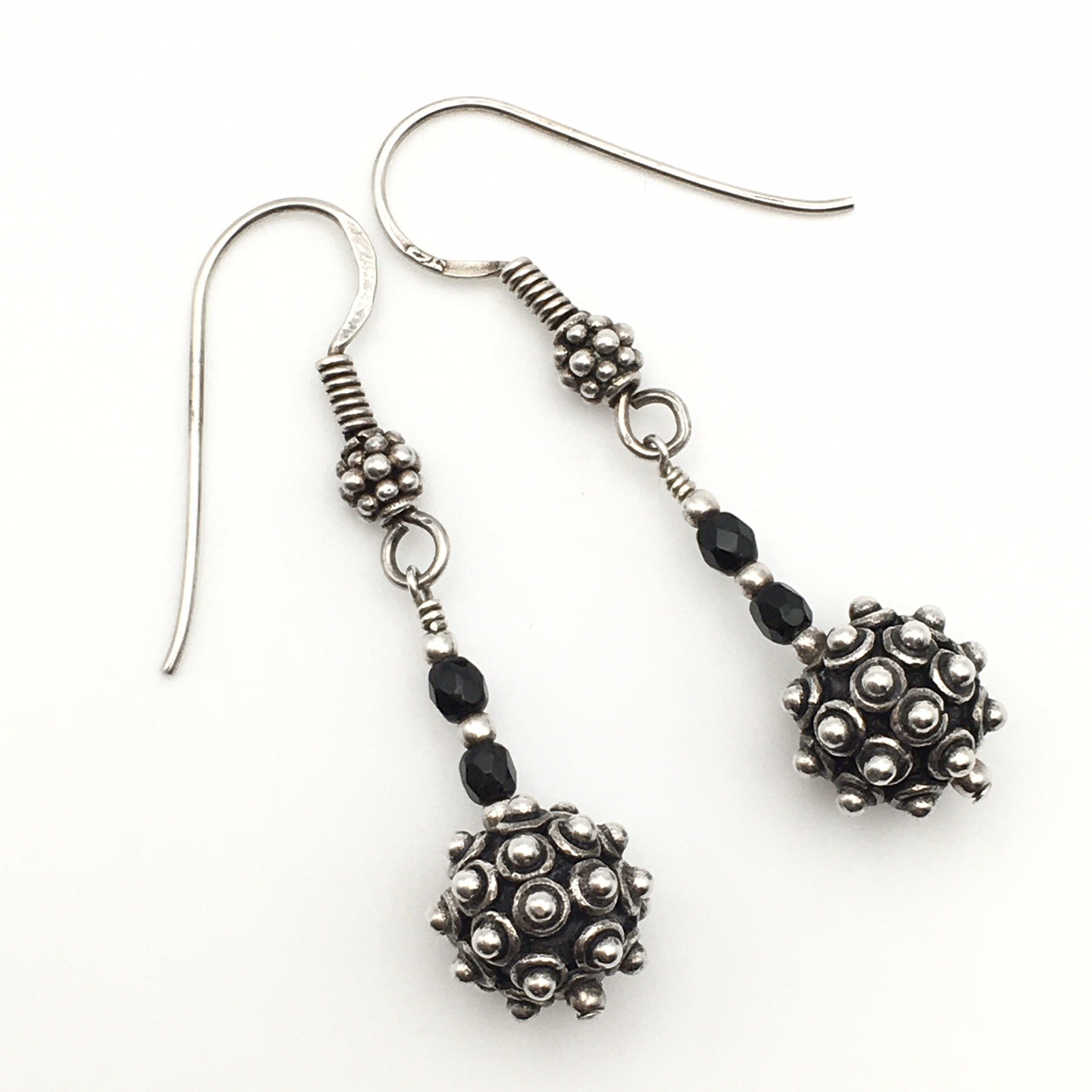 Vintage Sterling Silver Bali Style Ball Dangle Earrings Marked 925 8.3g #05
