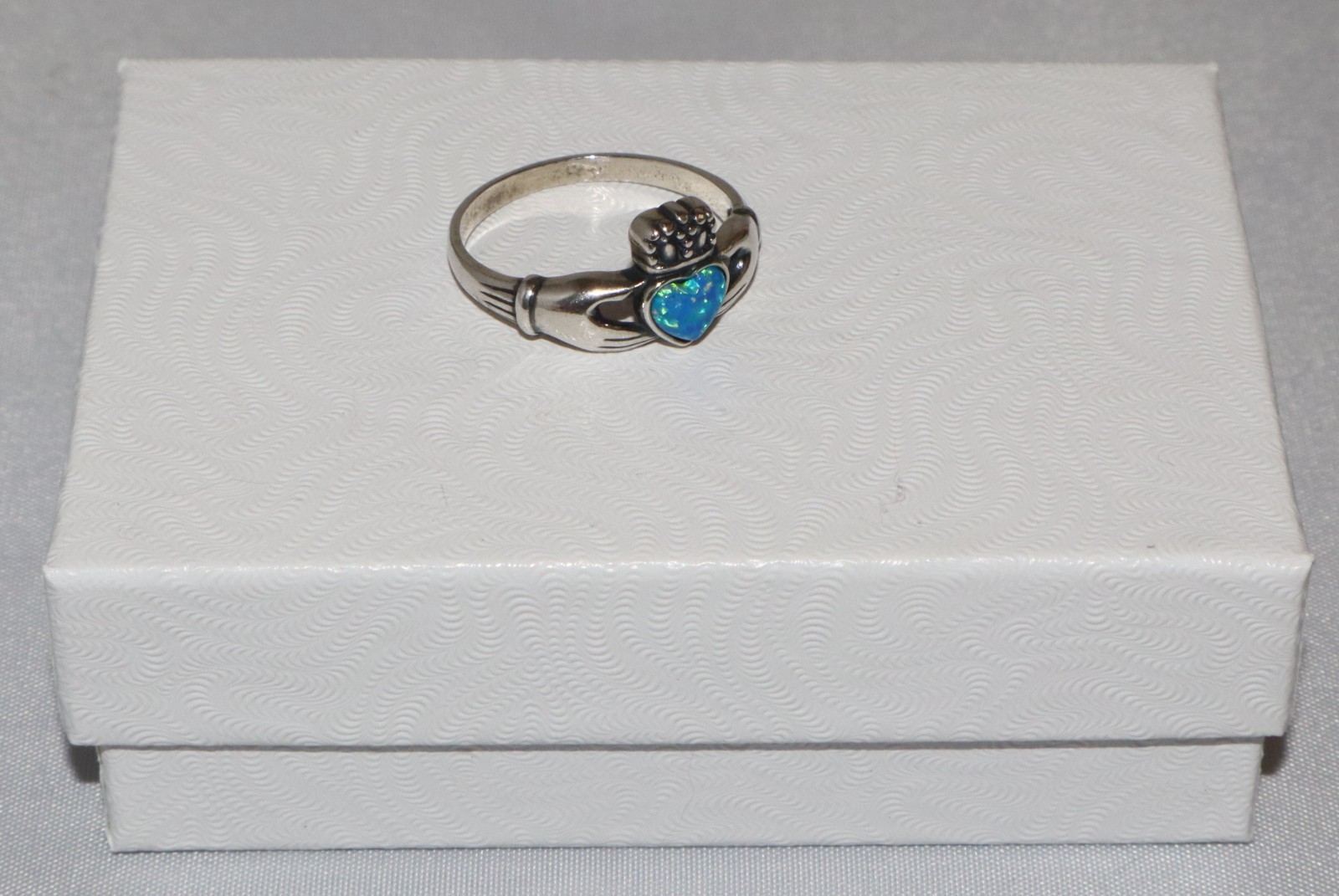 Vintage Sterling Silver Wheeler Lab Created or Faux Opal Claddagh Ring Size 9