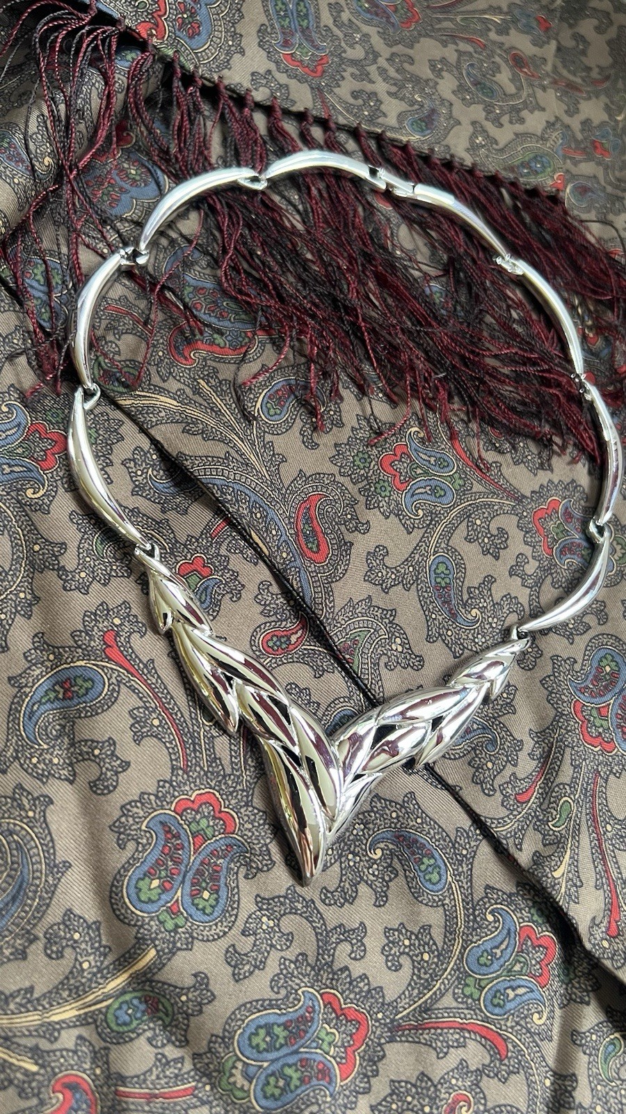Vintage Modernist Leaf V 15” Necklace Silver Tone 44g Artisan Minimalist Jewelry