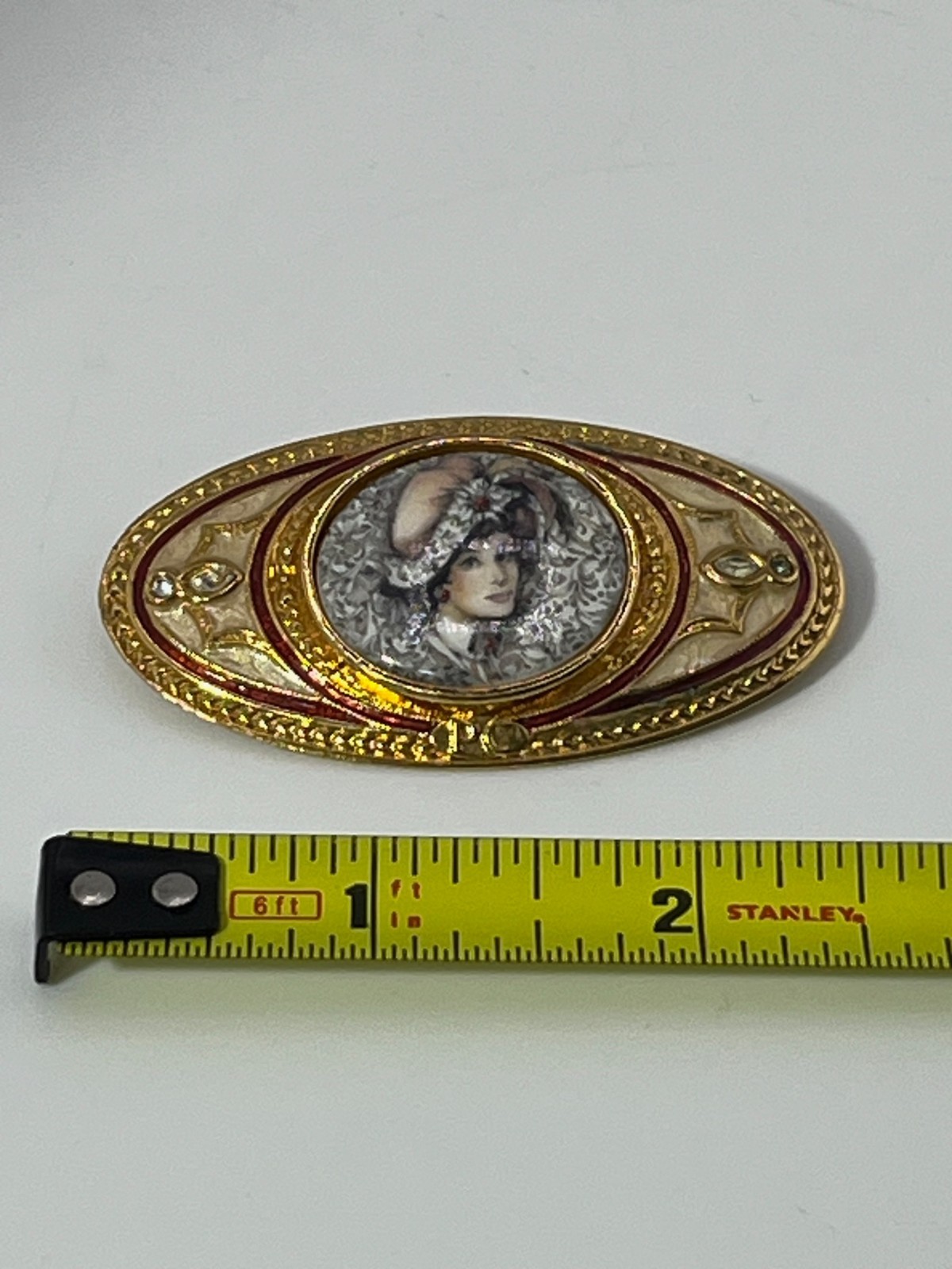 Vintage Art Deco Style Portrait Brooch Gold Tone Enamel Oval Pin Victorian Woman