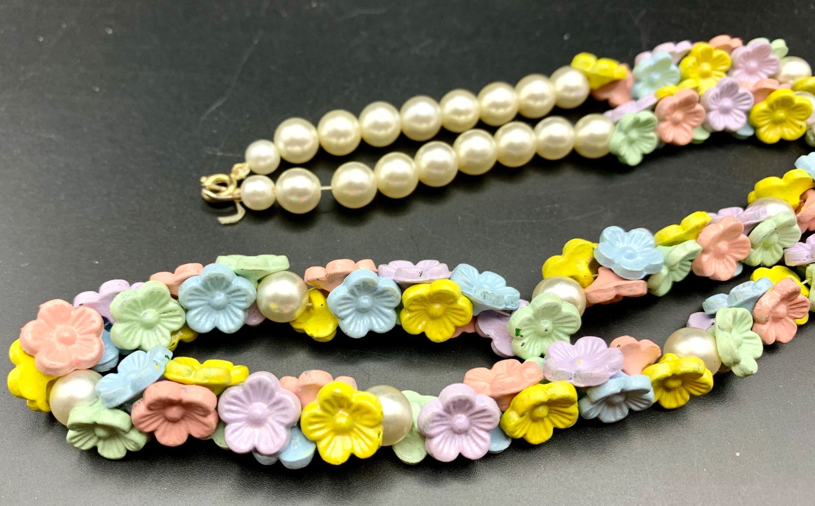 Vintage Celluloid Necklace Pastel Flower Daisy Beads and Faux Pearl 23″ Summer