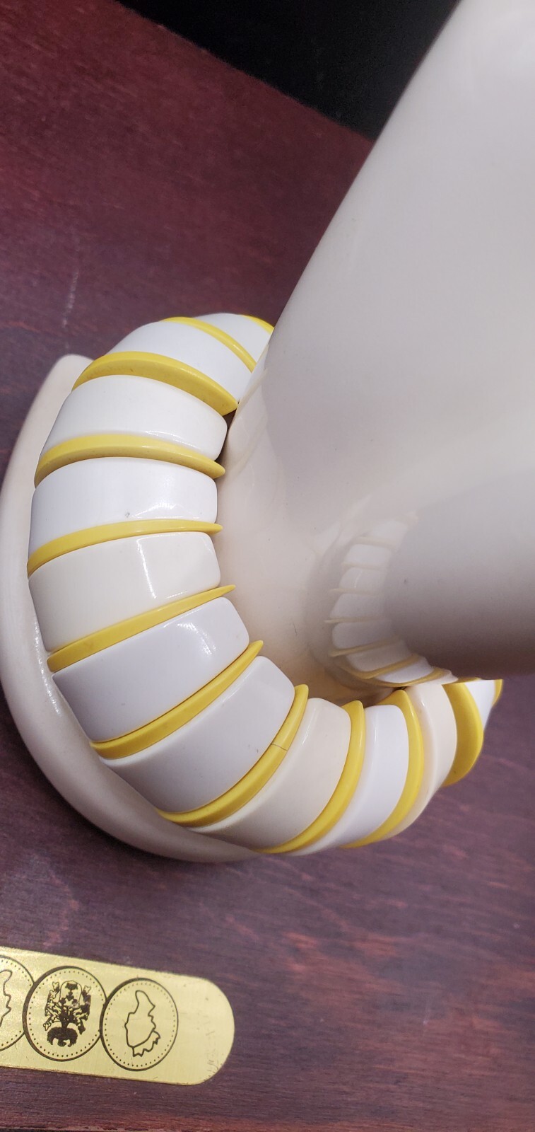 Vintage Very Retro Yellow & White Plastic Stretch Expanding Cuff Bracelet