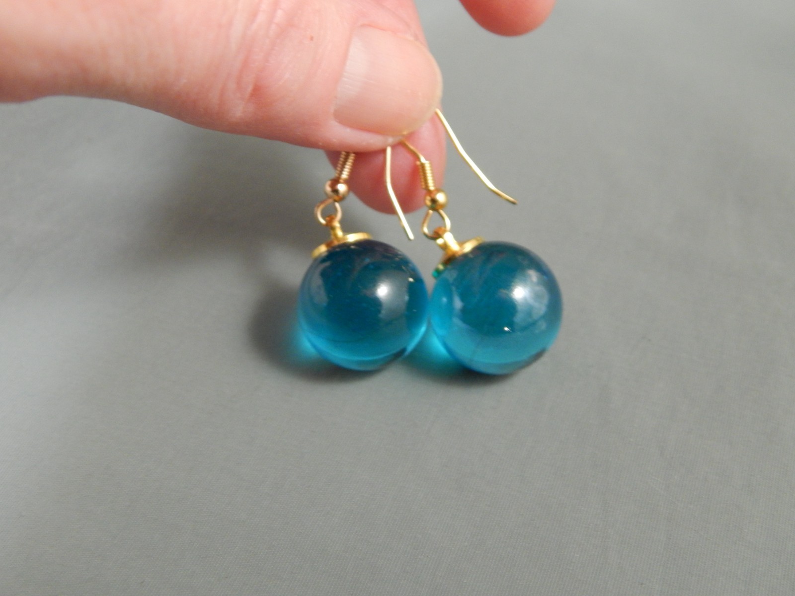 Estate Teal Blue Green Pools of Light Orb Dangle Drop Earrings Pierced