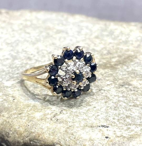 Vintage 14k Yellow Gold Sapphire & Diamond Cluster Halo Ladies Ring
