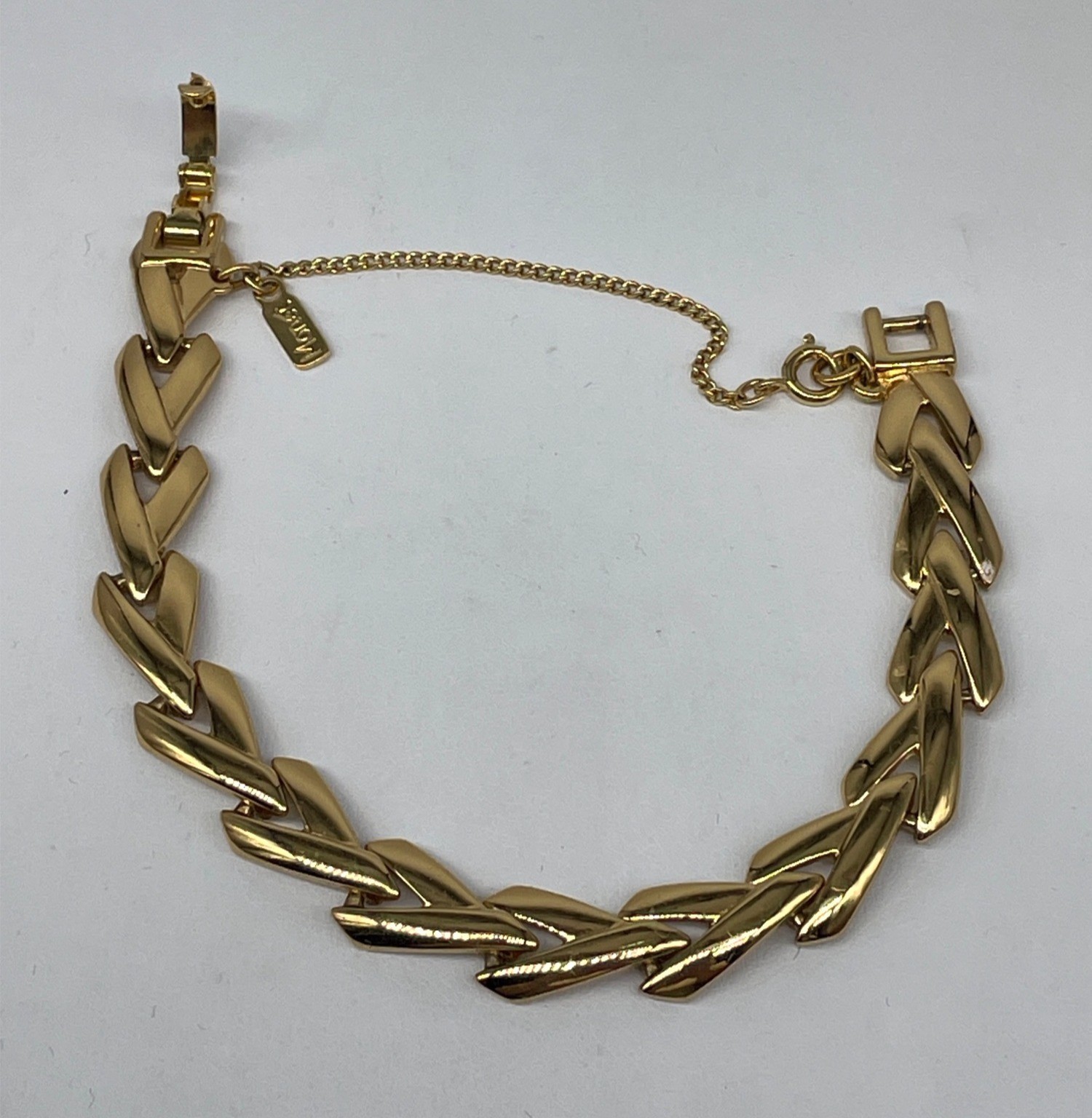 Vintage Monet Gold-Tone Chevron Link Bracelet Fold-Over Clasp Safety Chain EUC