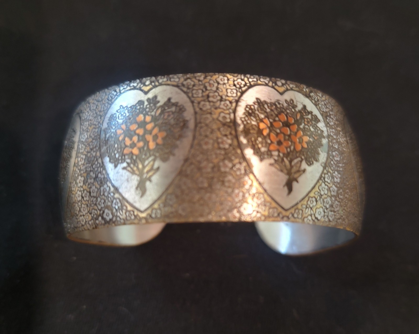 Vintage Reed & Barton Damascene Cuff Bracelet with Hearts & Flowers 2.25″