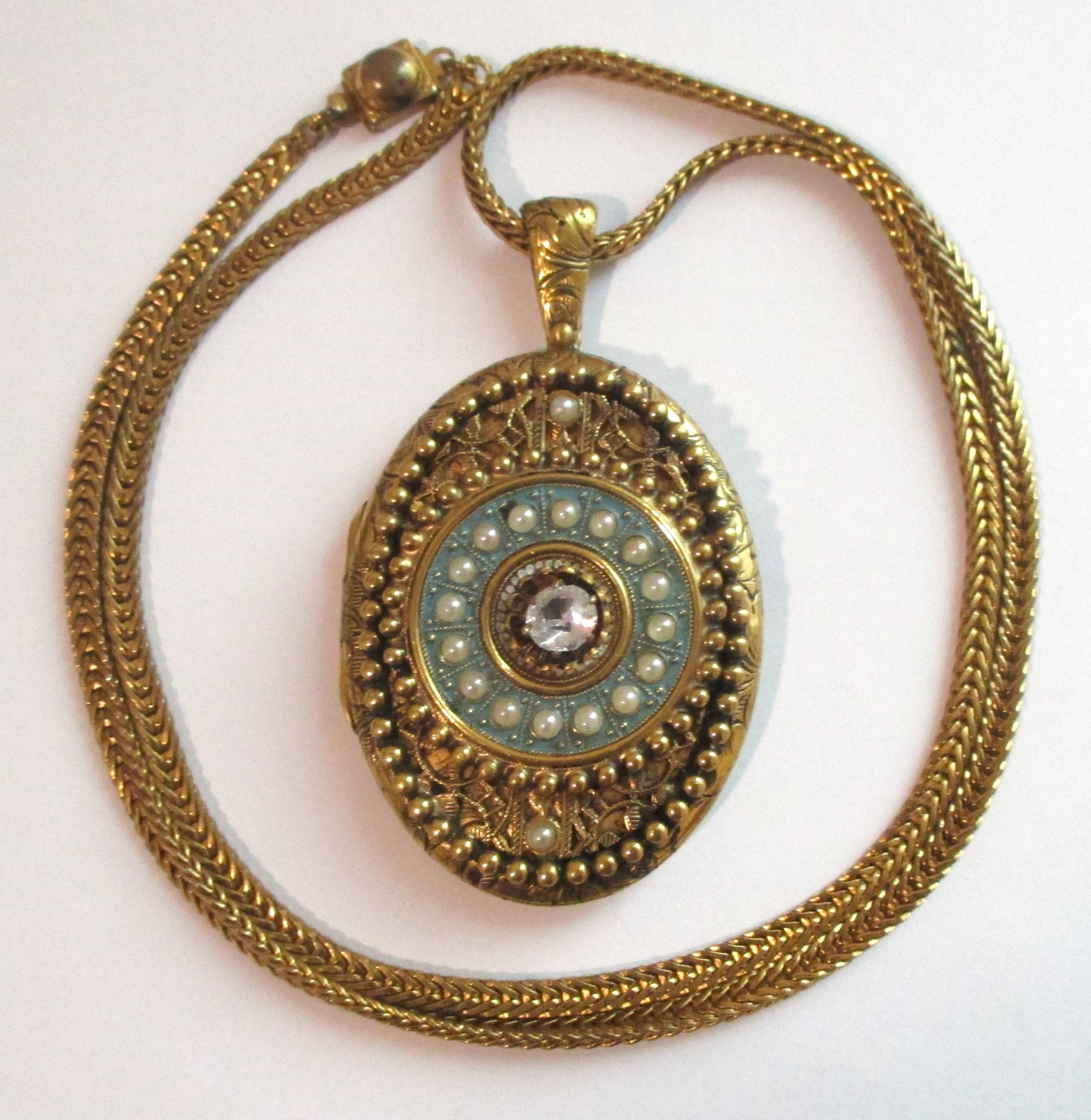 LARGE VINTAGE VICTORIAN REVIVAL LOCKET WHEAT CHAIN NECKLACE GOLD GILT BRASS