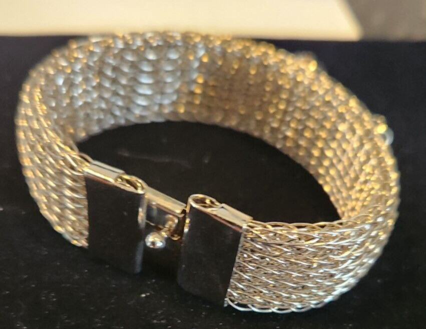 Vintage Silver Tone Mesh Cuff Bracelet with Black Onyx Cabochons 7 in.