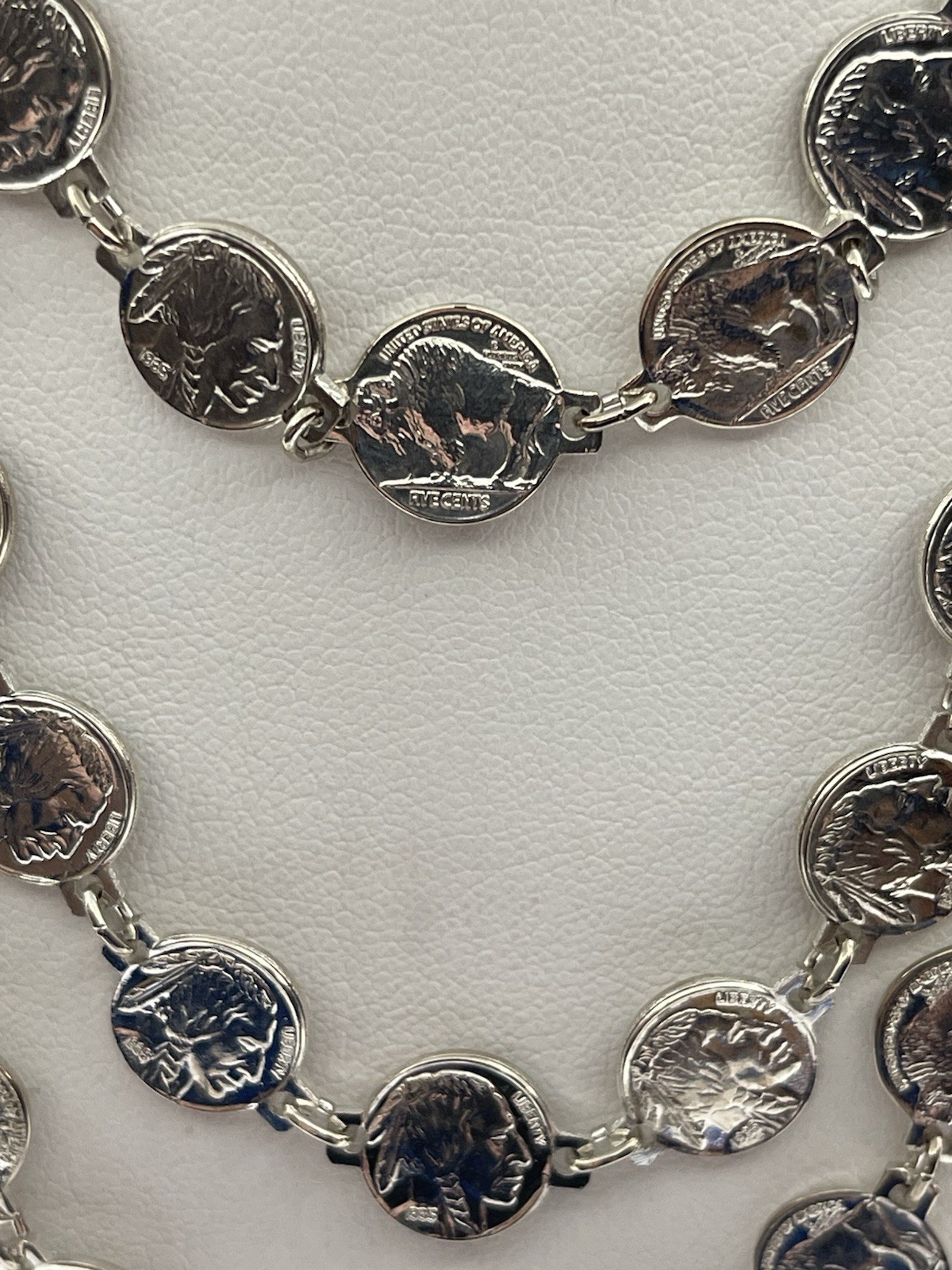 Vintage Southwest Miniature Buffalo Nickel Silvertone Necklace 38”