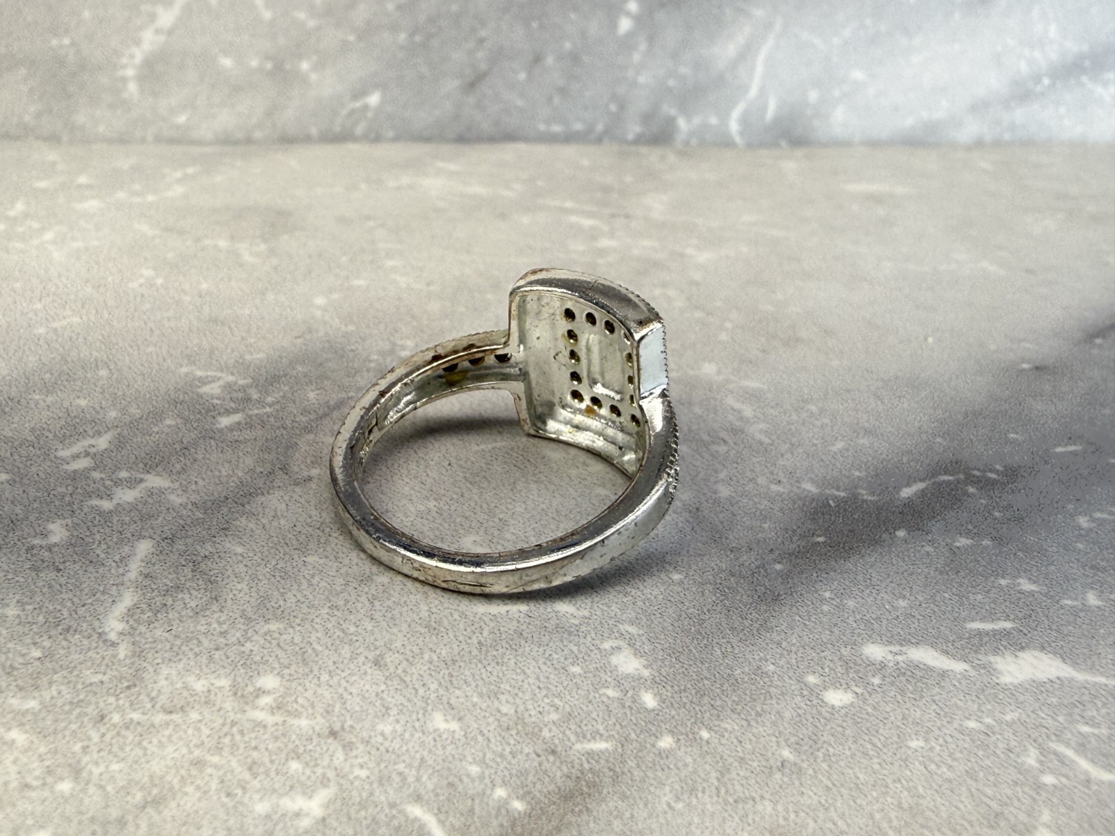 Vintage Marked CW Marcasite Rhinestone Silver Tone Ring Size 9