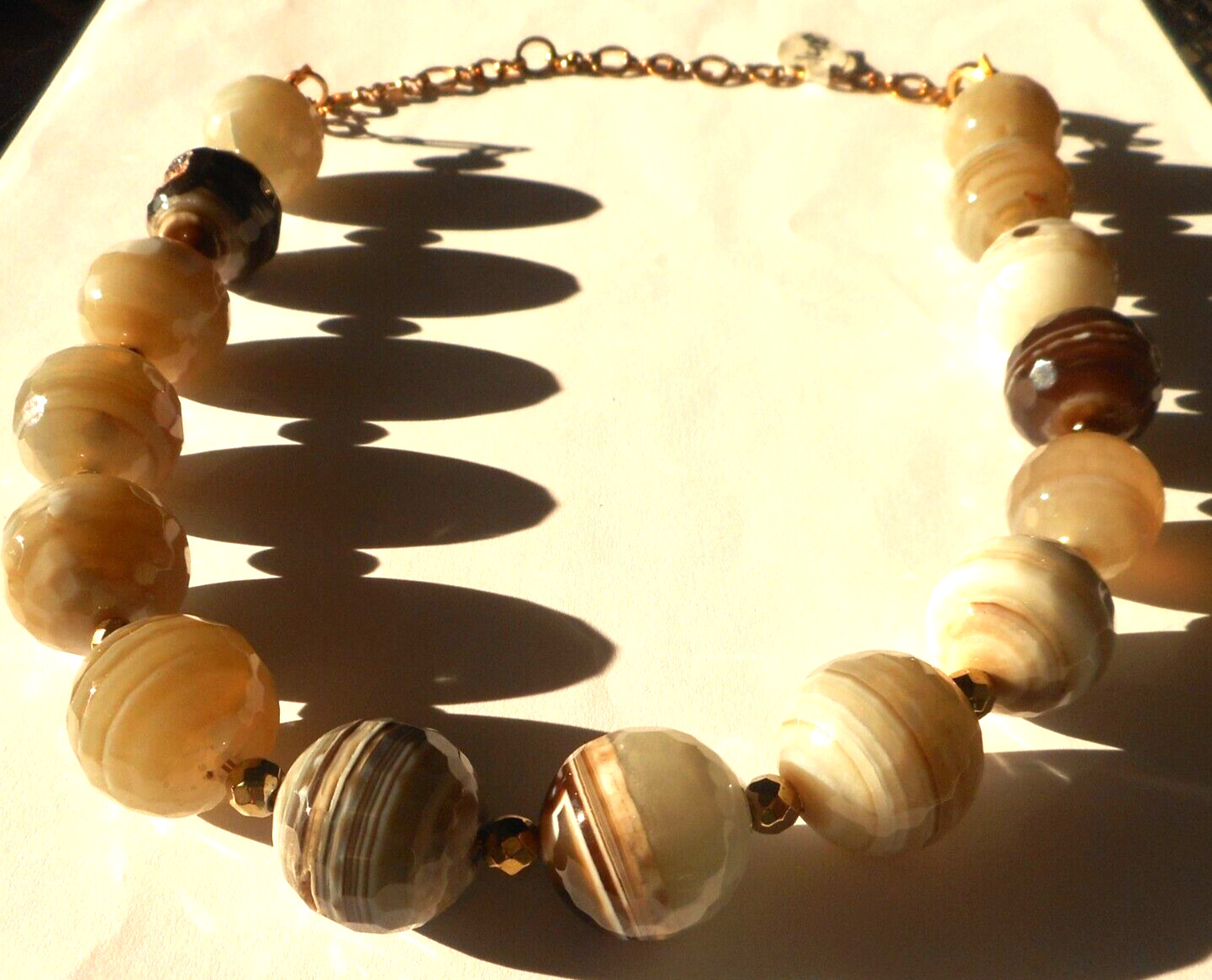 Artisan Polished Faceted Onyx/Agate 1″ Large Bead Goldtone 16-20″ Necklace