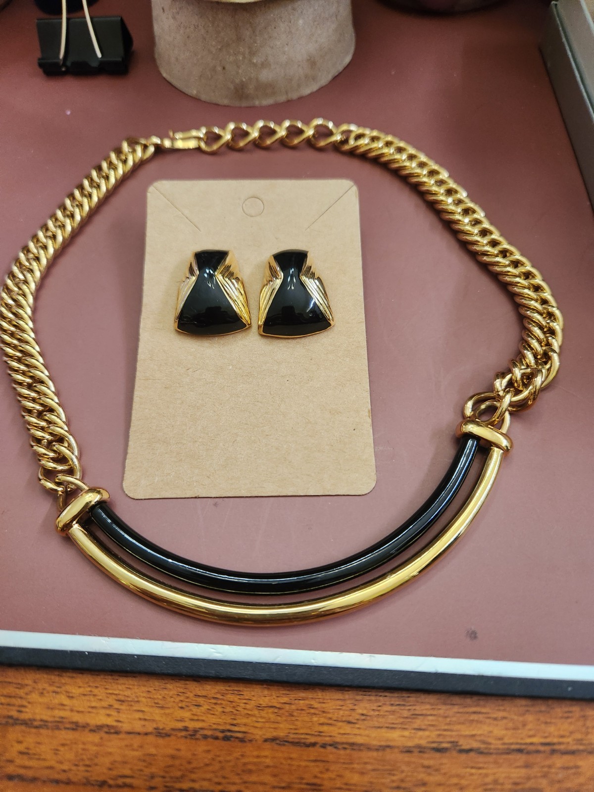 Monet two Tone Black Enamel & Gold Curved Bar Cuban Link Chain Choker Vintage
