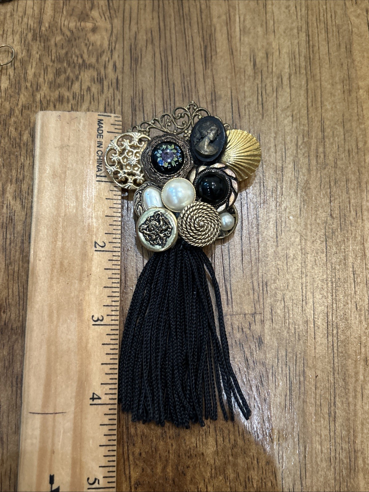 Vtg Collected layered Victorian Style Pin Brooch Gold Tone Fringe Cameo Pearl