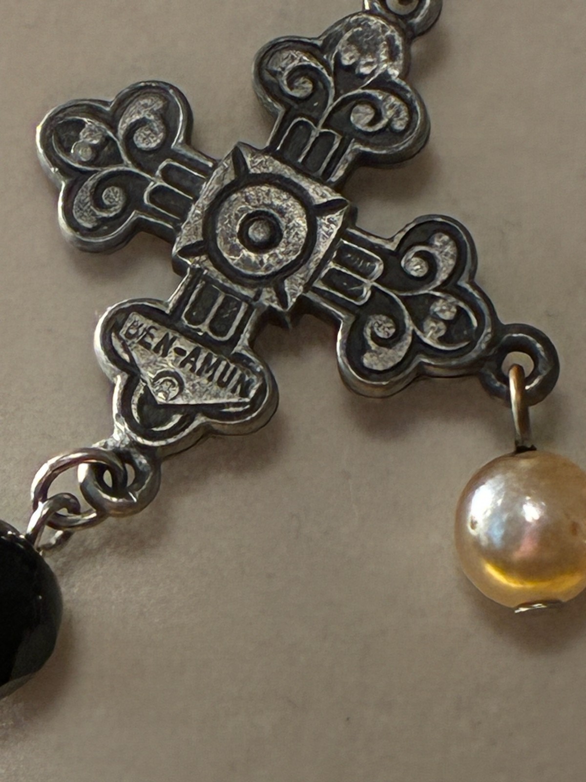 Ben Amun Choker – 3 Crosses Gothic Punk Art Deco-Silver-Tone-Faux Pearls -Beads