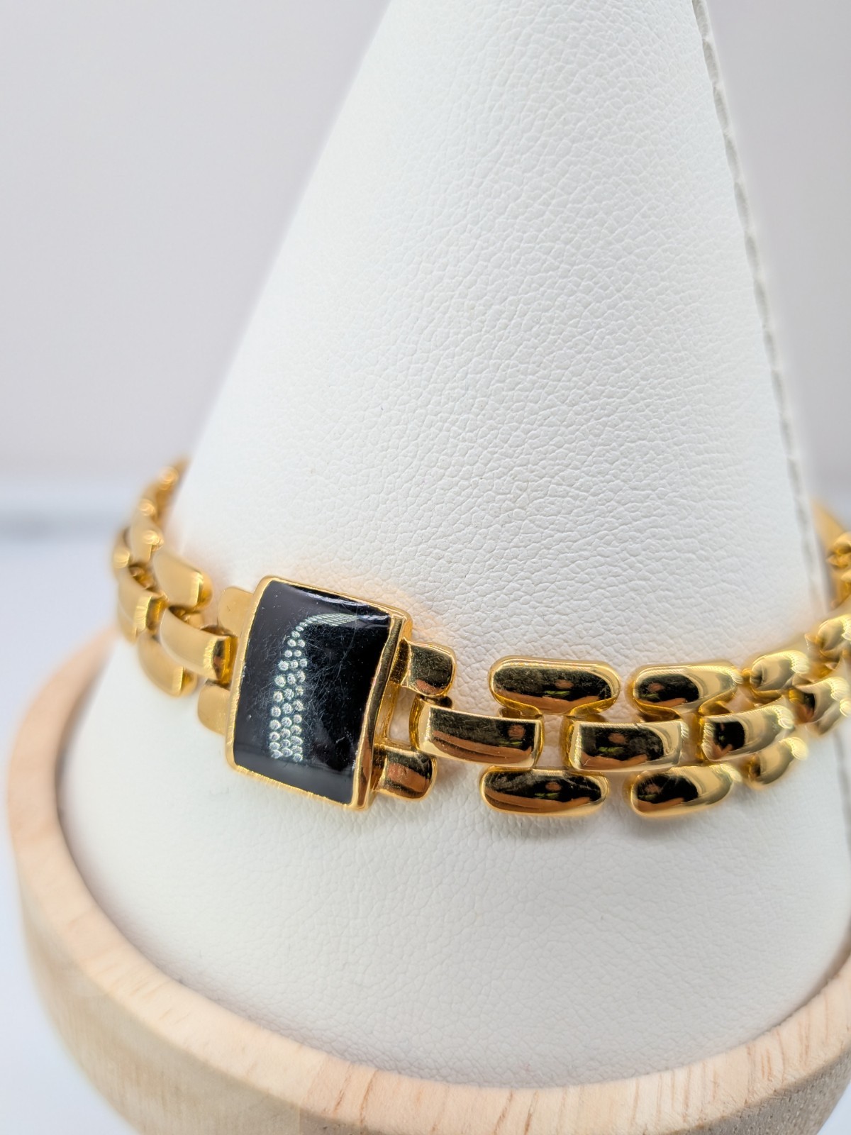 Trifari Signed Gold Tone Black Station Link Bracelet 7.25 in Vintage Designer