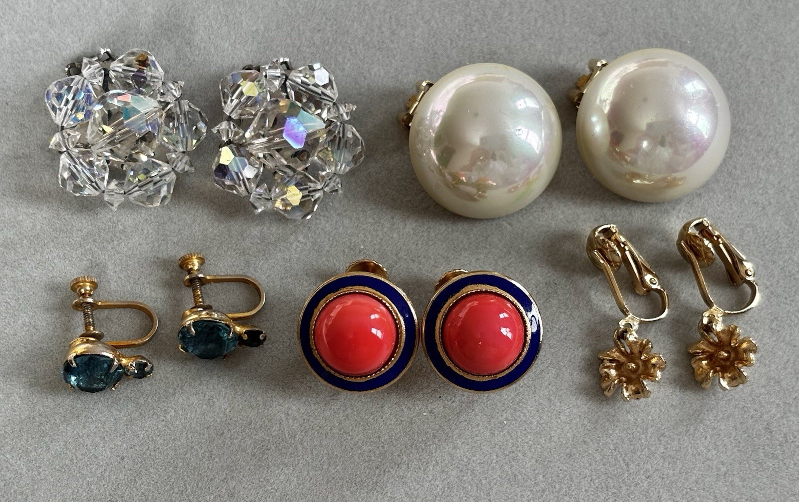 Vintage Clip On And Screw Back Gold Tone Earrings 5 Pairs For Non Pierced Ears