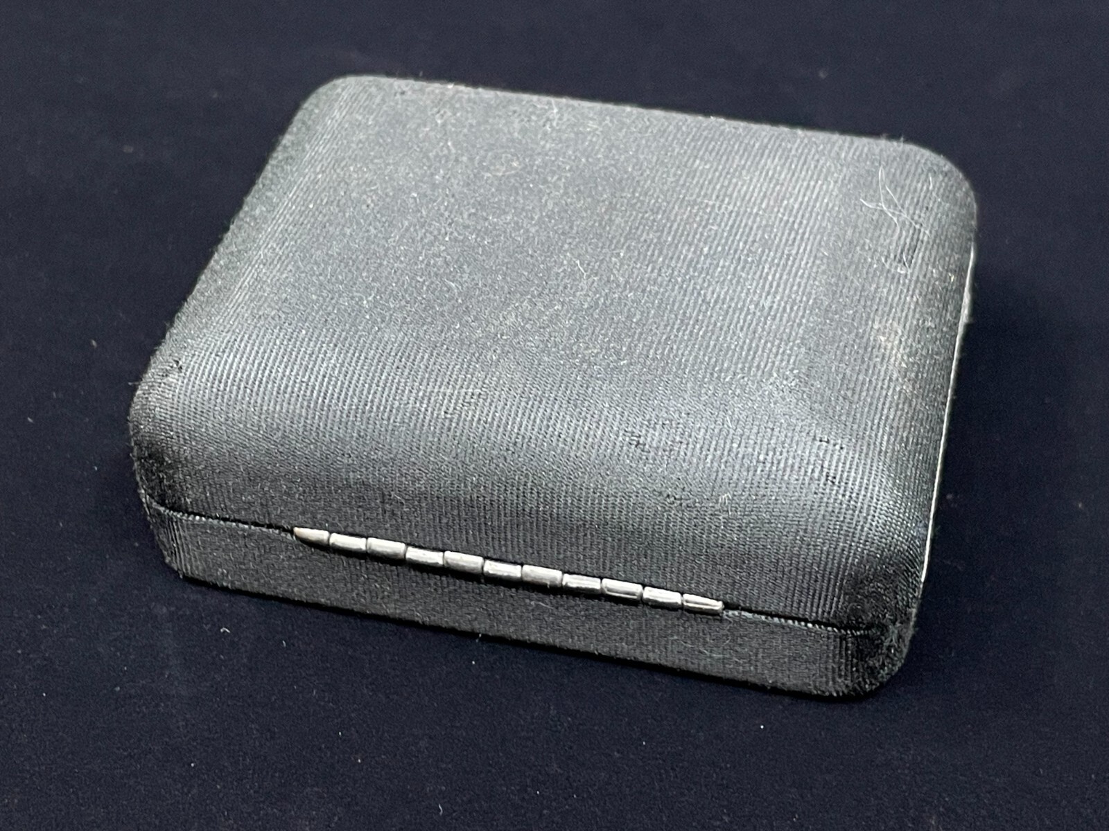 NOS Shields Fifth Avenue Executive Silver “L” Monogram Cuff Links & Tie Clip Set