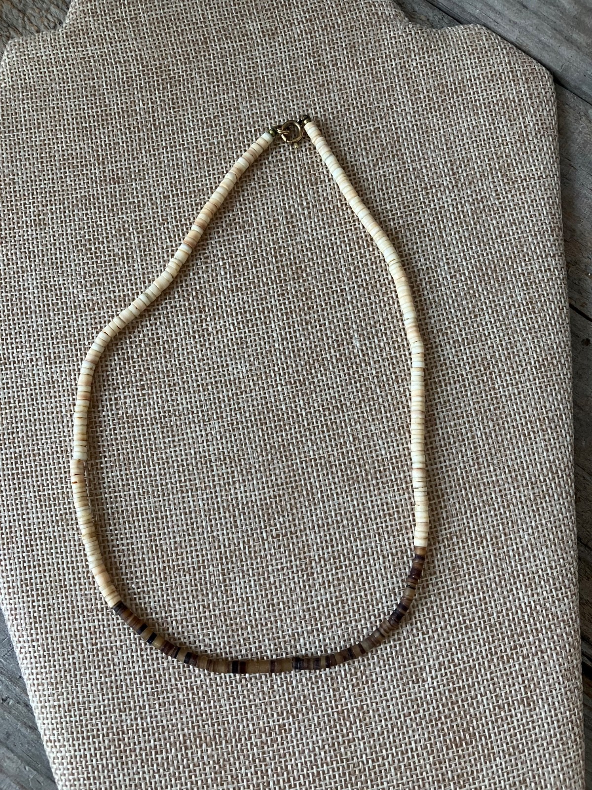 Vtg Shell and Horn Heishi Bead Necklace with Gold Filled Clasp 15.5″ Long