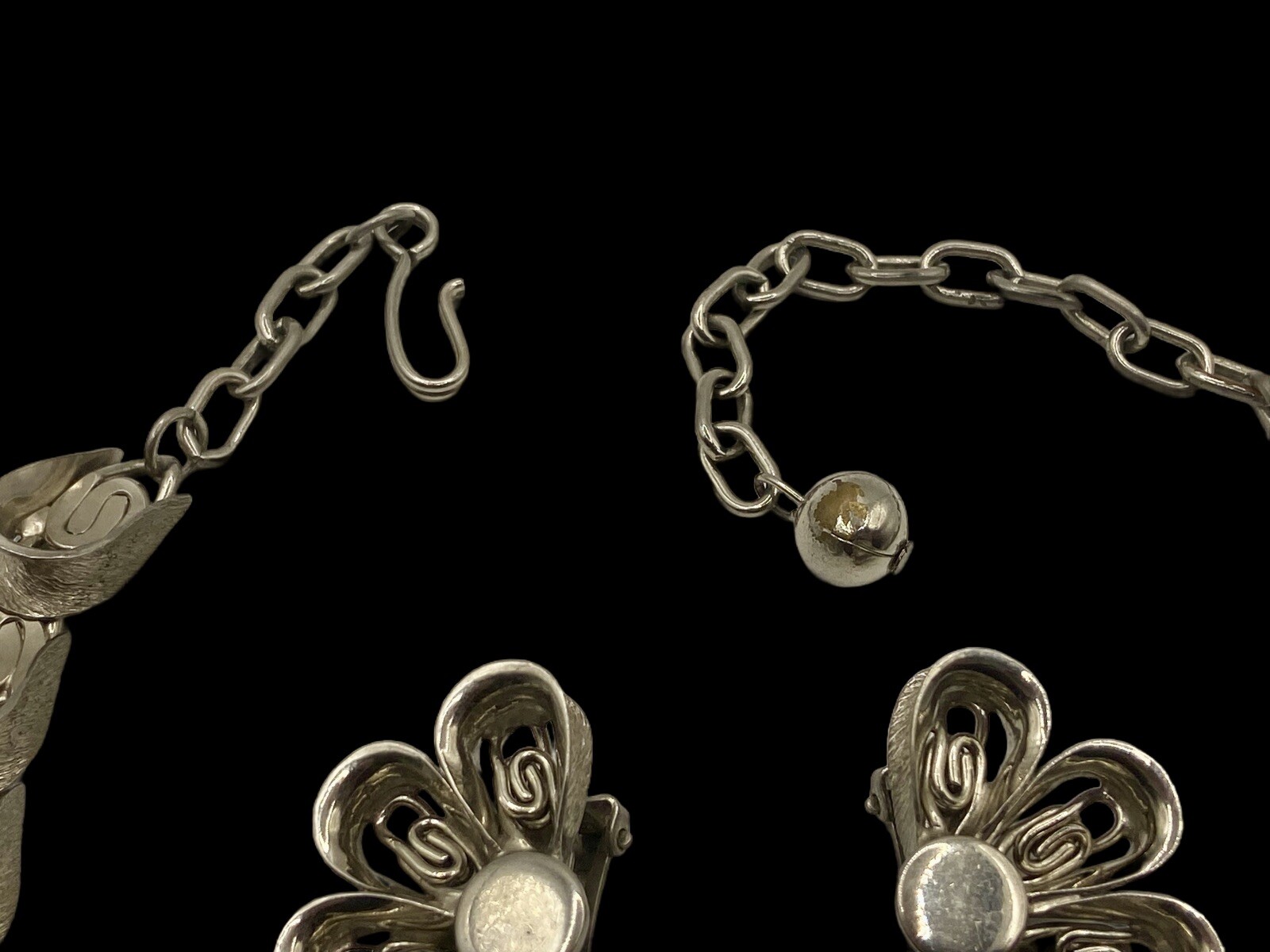 Vintage Aluminum Flower Necklace Earrings Bracelet Set~Lightweight Design~1950s