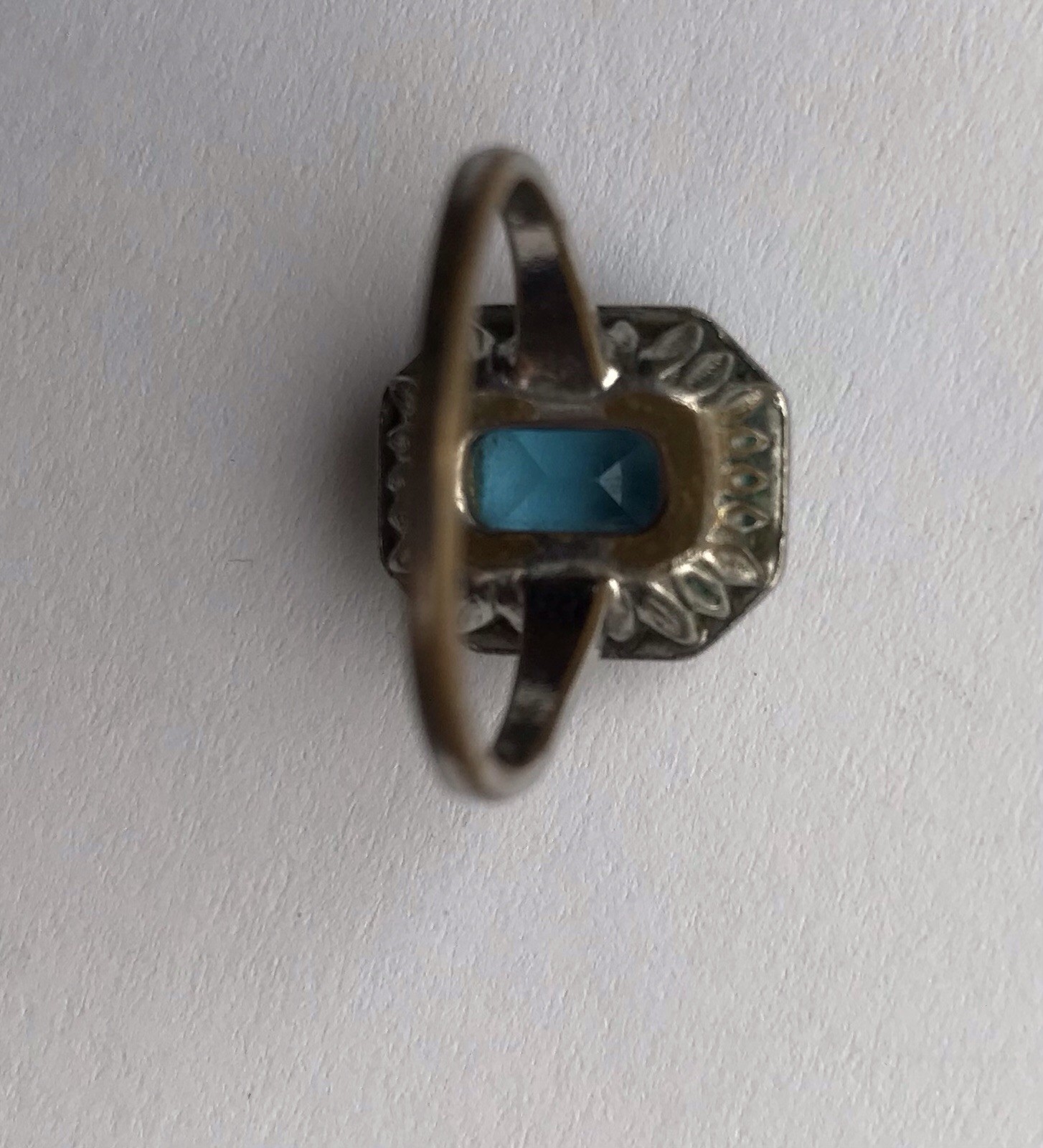 Vintage Art Deco Blue Crystal Ring Green & Clear Surround Approx Size 6.5 Silver