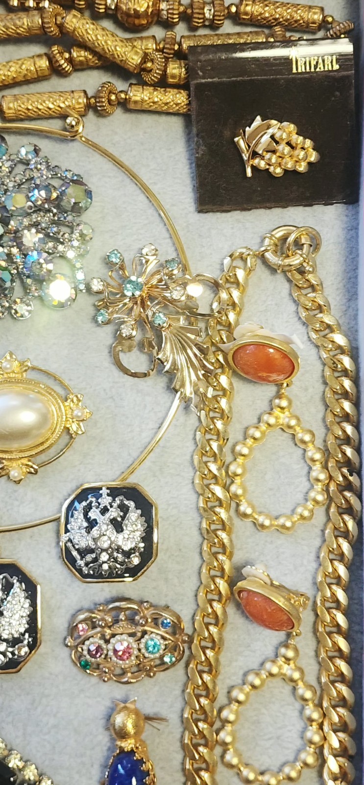 VtgJewelry Lot 20pc Juliana #6786 Joan Rivers Crown Trifari Miriam Haskell C855