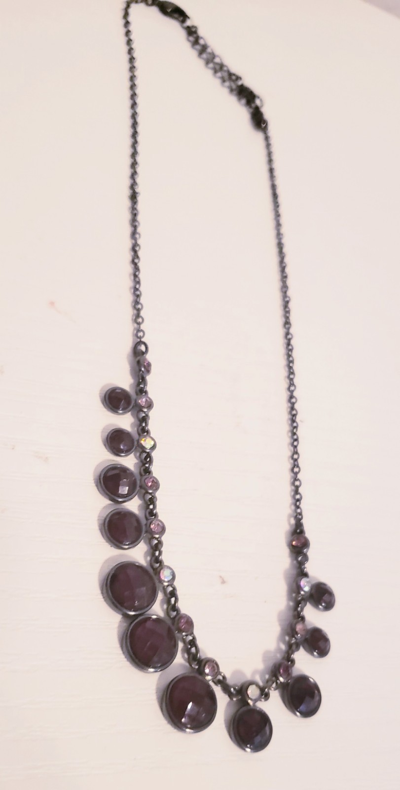 Vintage Red & Pink Teardrop Stone Necklace Gunmetal Chain – 18-20″