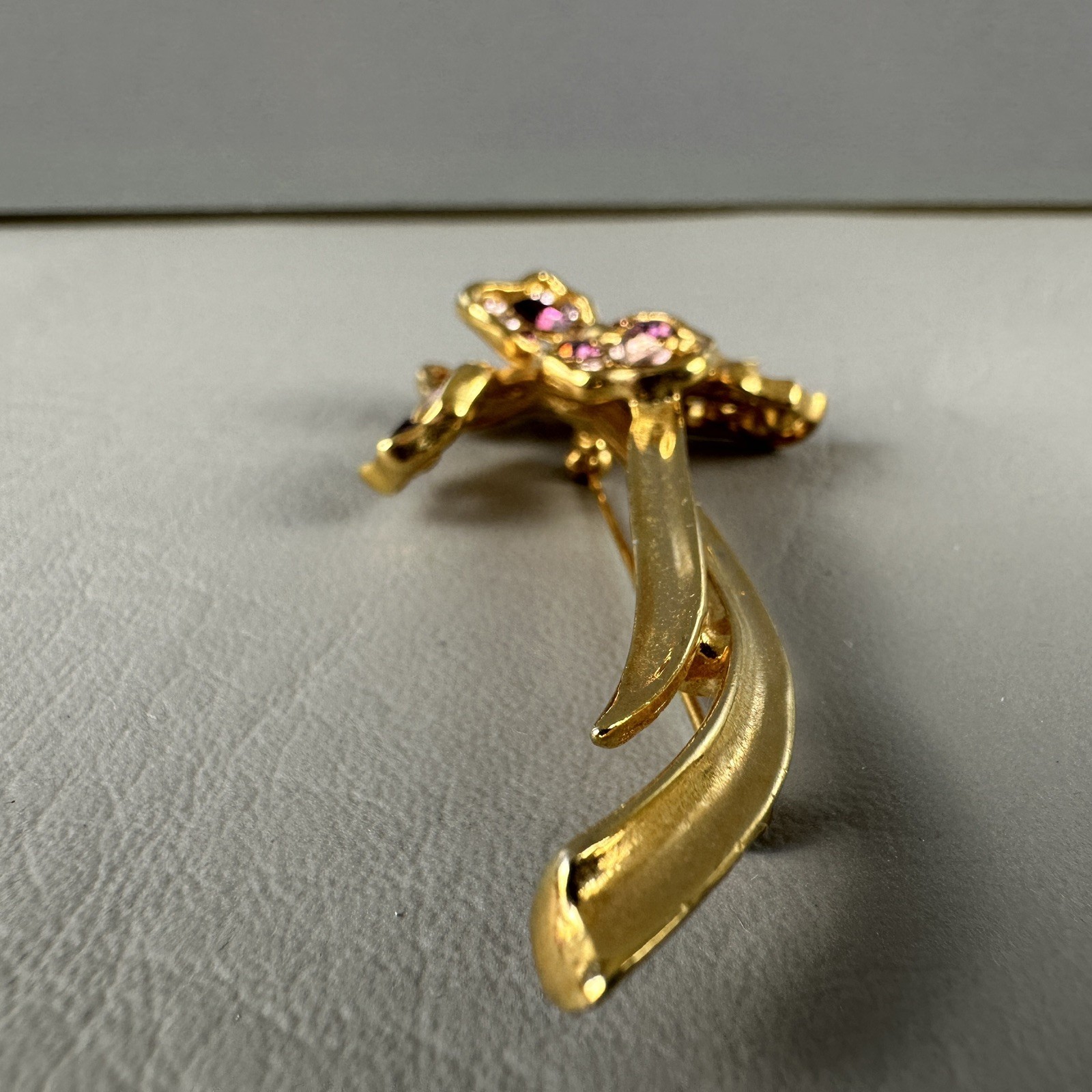 Vintage Flower Brooch Gold Tone Orchid Iris Purple Rhinestones 3.25″