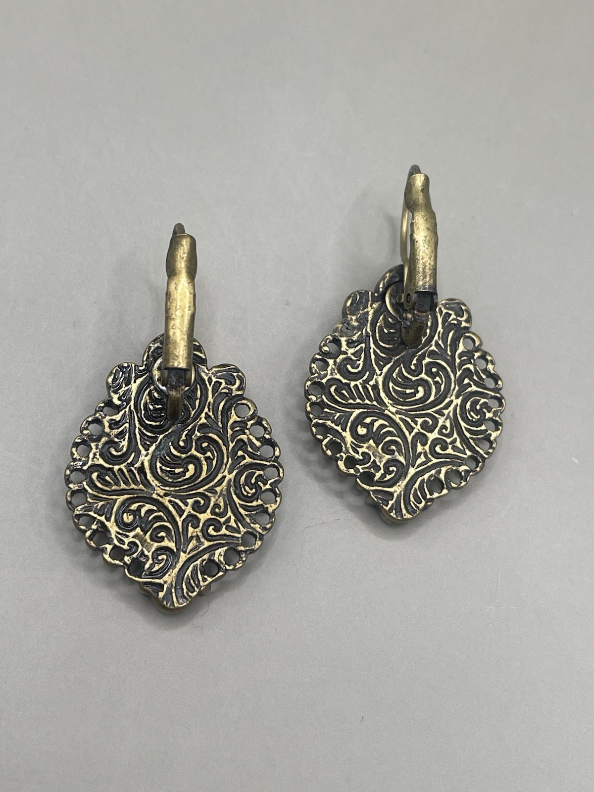 Vintage 1928 Brand Bronze Tone Glass Floral Rhinestones Hinged Pierced Earrings