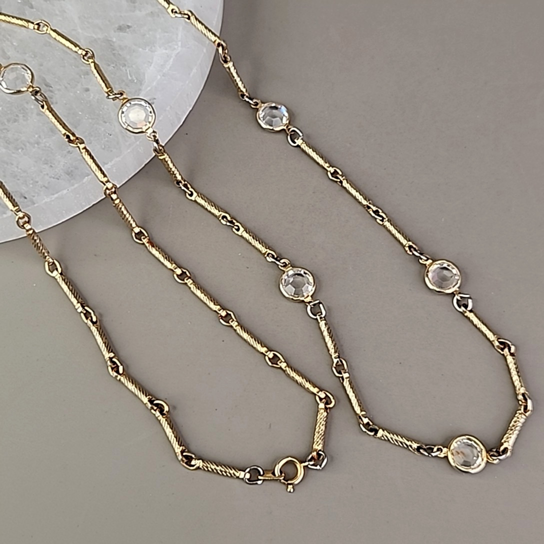 Vintage Open Bezel Necklace Clear Glass Bar Link Gold Tone Spiral 36″