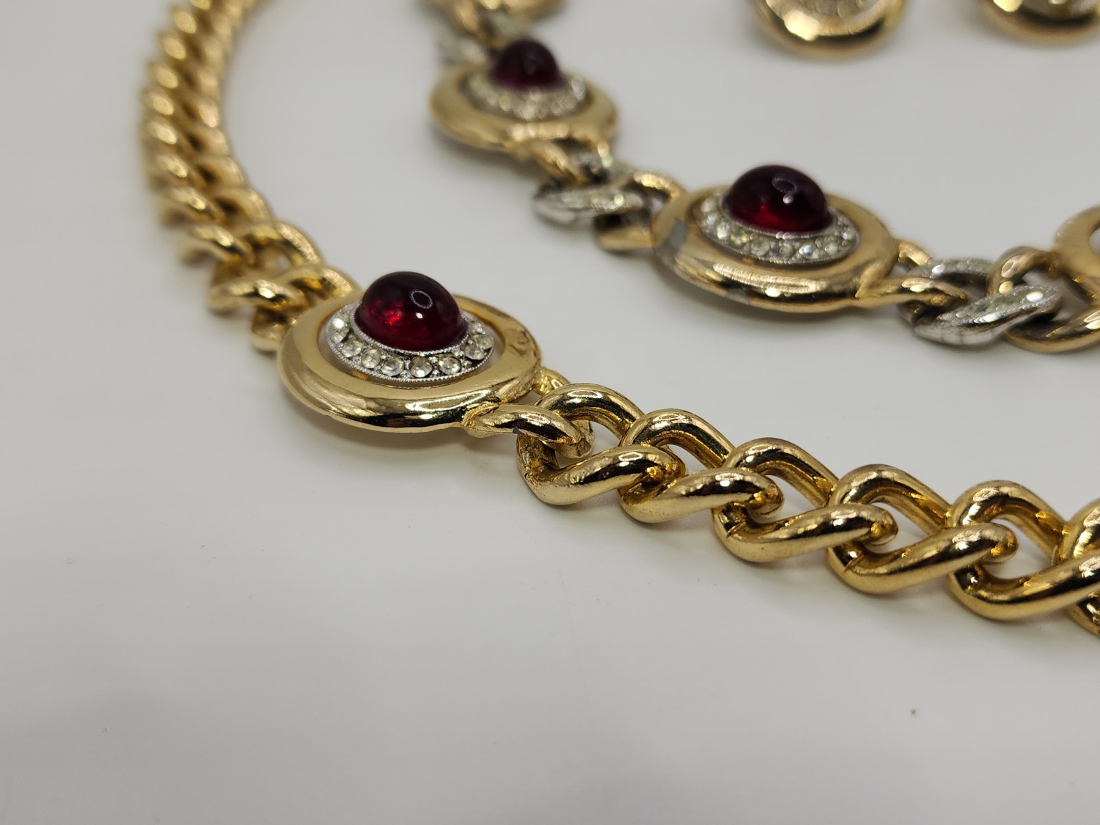 VINTAGE KENNETH LANE RARE 3 PIECE NECKLACE & EARRING SET GOLD RED CABOCHON