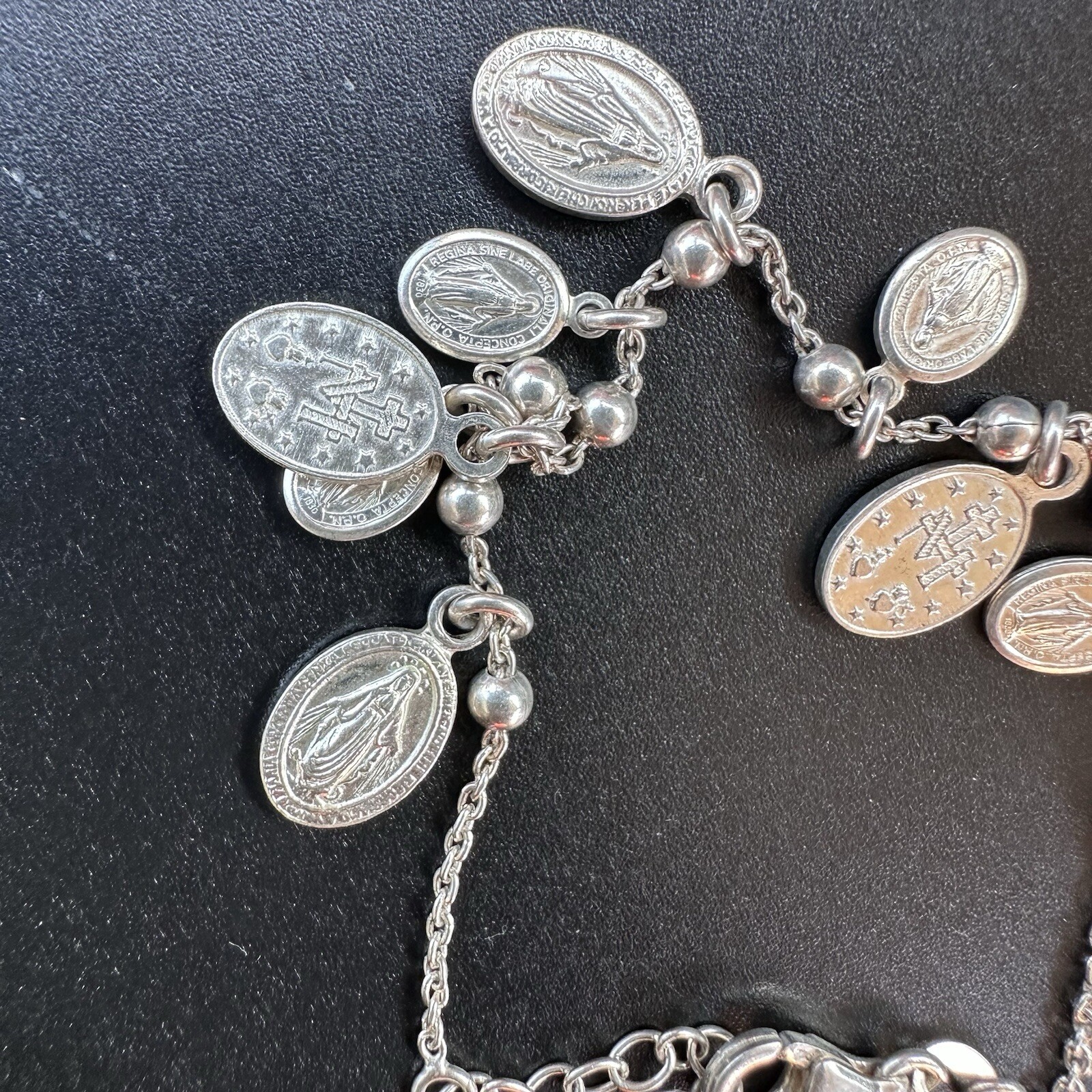 LOVELY ESTATE STERLING SILVER SAINT REGINA DANGLE DESIGN RELIGIOUS BRACELET 7”