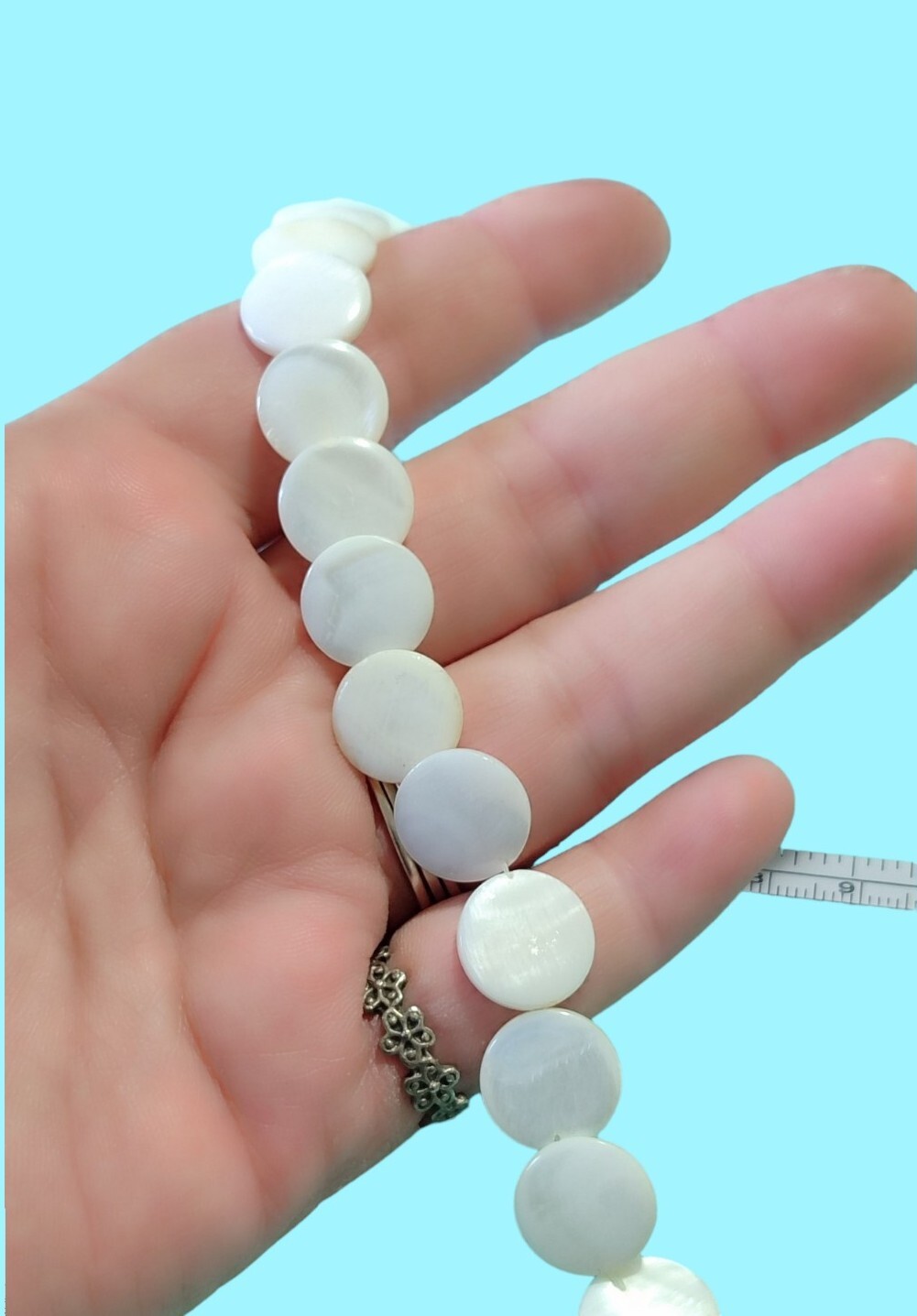 Vintage Mother Of Pearl MOP Round Disc Necklace Collar 17.5in