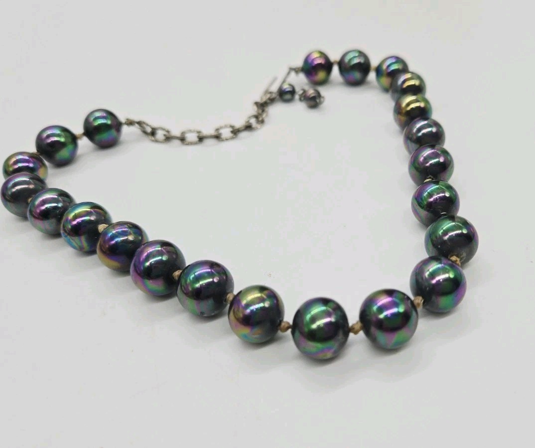 Peacock Black Pearl Hand Strung Beaded Choker Necklace Hand tied knot Vtg 16 in