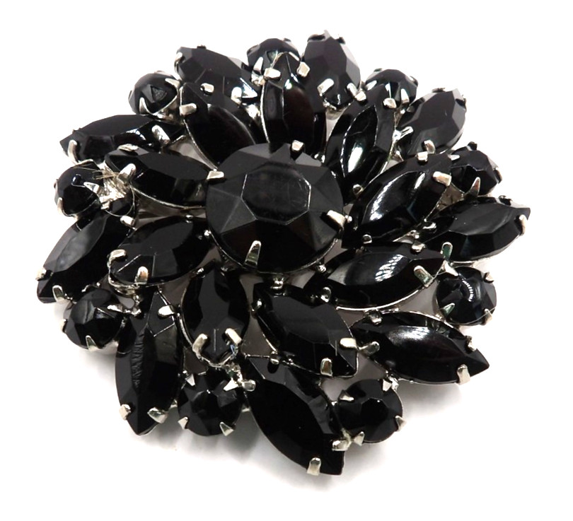 Vintage Juliana Prong-Set Jet Black Art Glass 2″ Silvertone Cluster Brooch Pin
