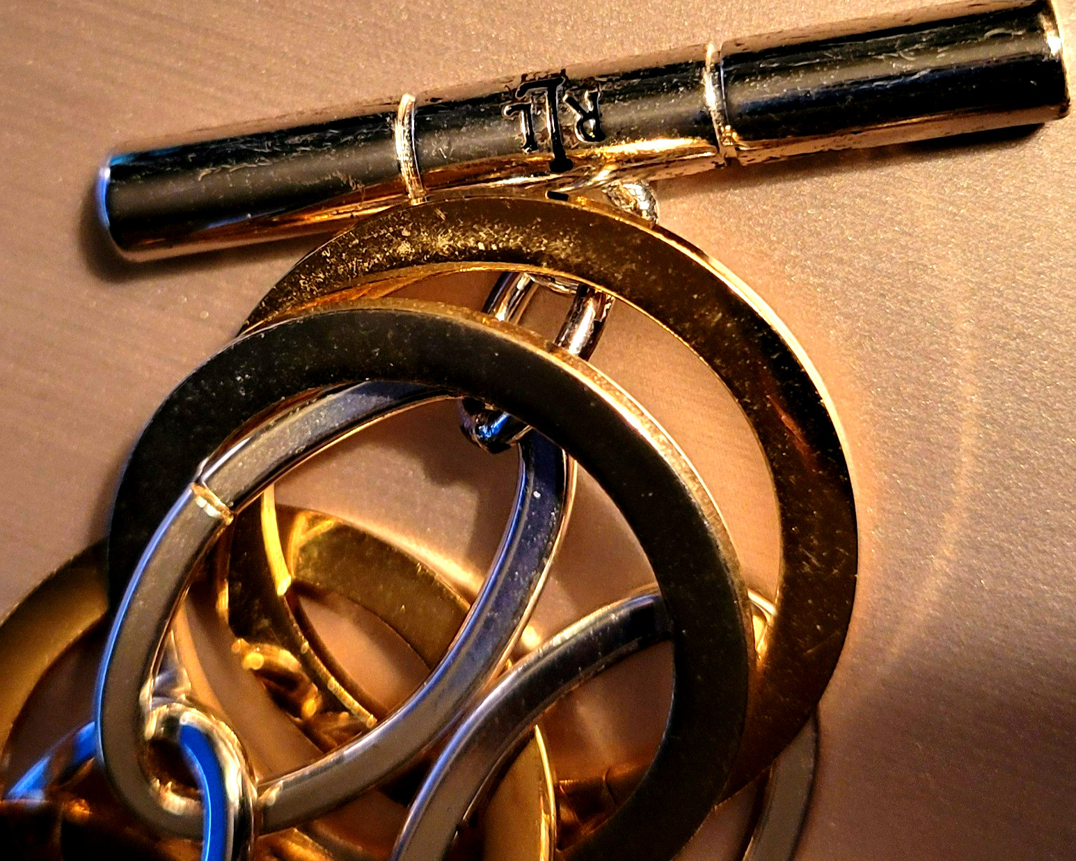 Vintage Ralph Lauren Two Tone Circle Link 18″ Toggle Necklace